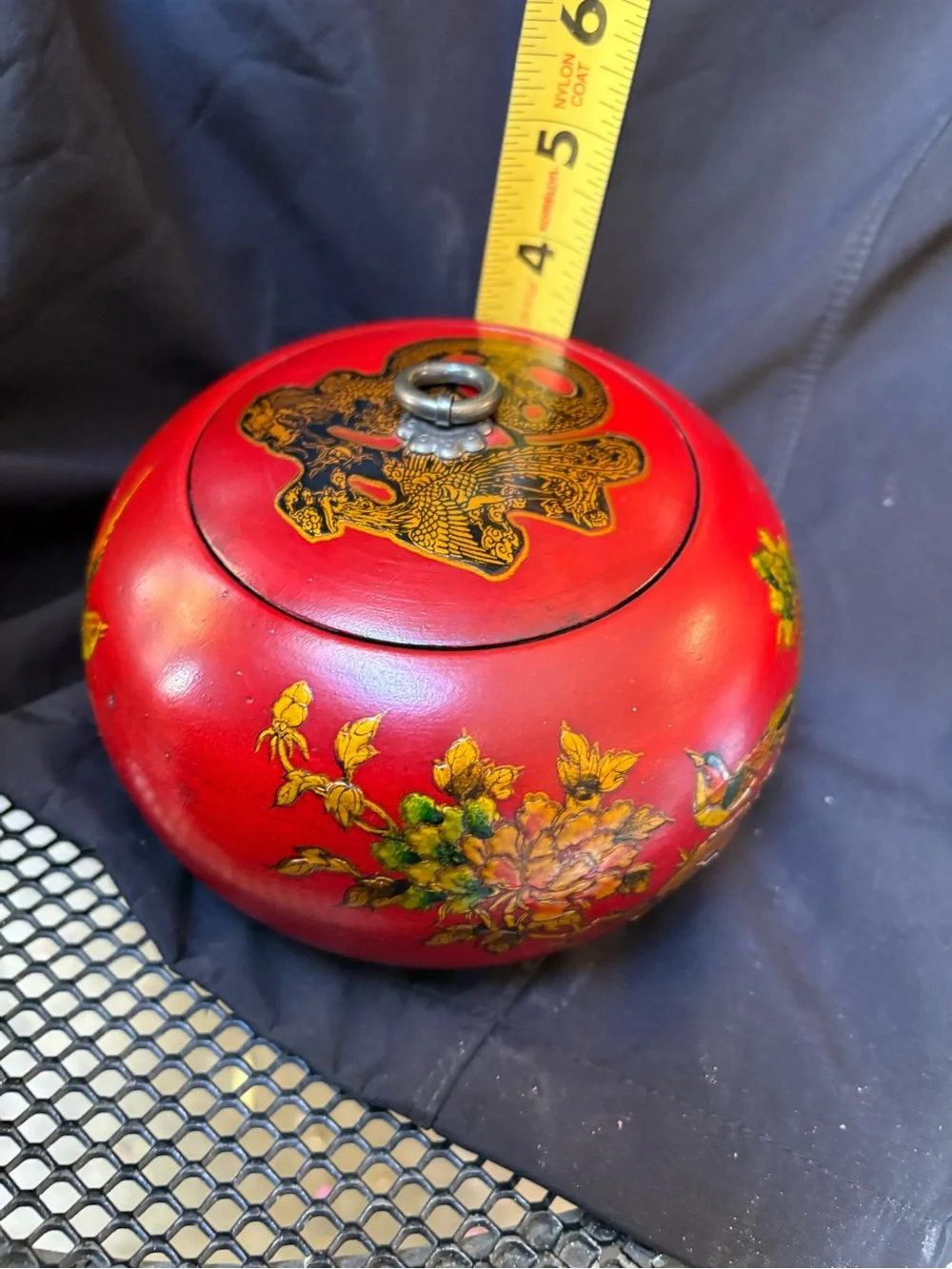 vintage Chinese red lacquered and hand-painted round wooden container